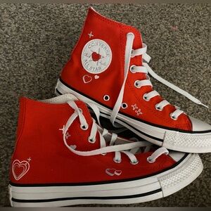 Women’s Red Converse - Chuck Taylor High Top Y2K - Size 6.5